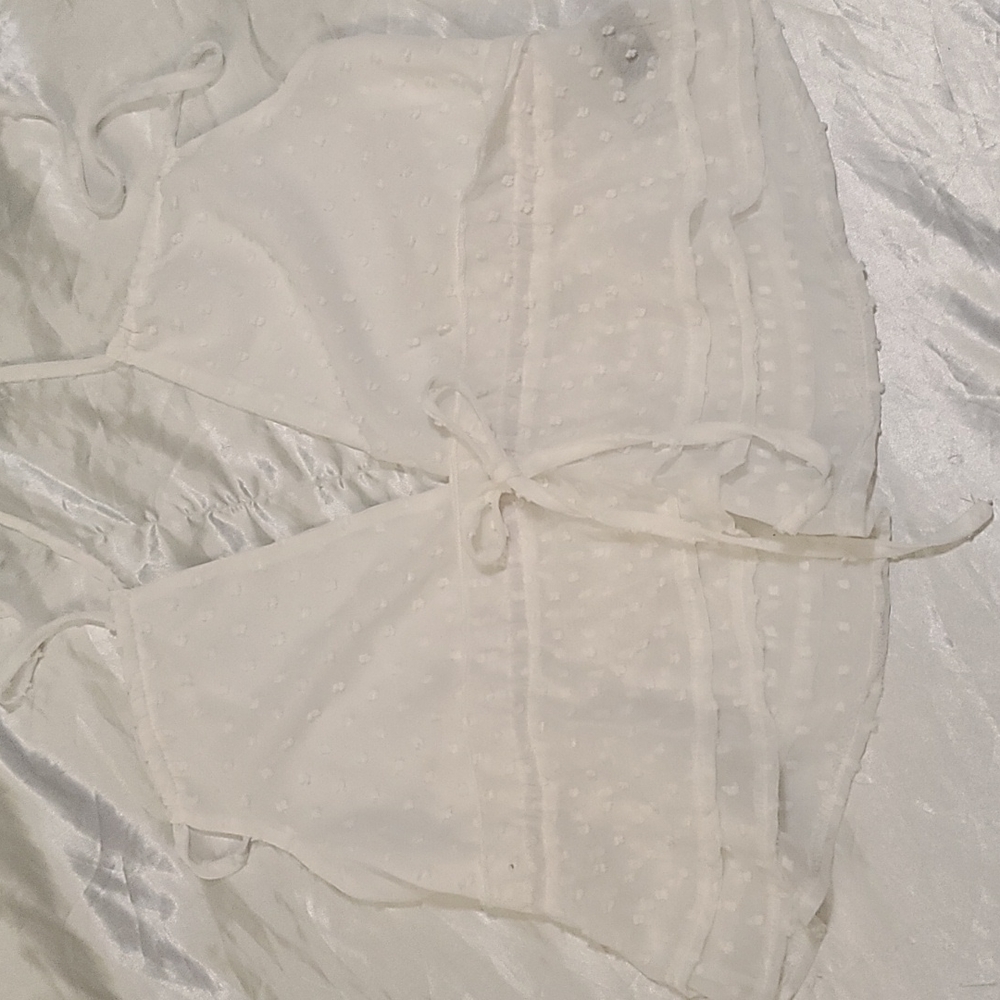 White adjustable top